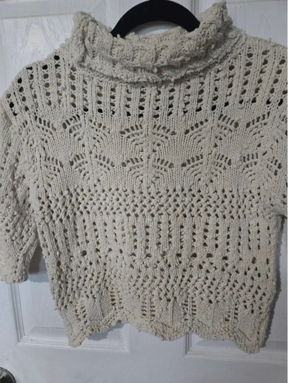 Zara knit crop sweaters size M
